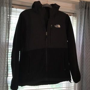 The North Face women’s Denali jacket with hood M